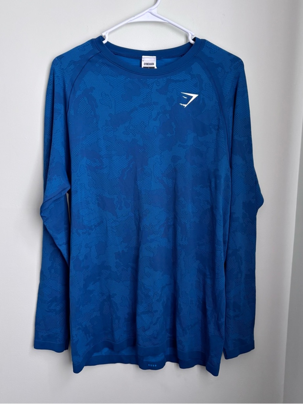 Gymshark Blue Camo Long Sleeve Performance Tee size L euc
